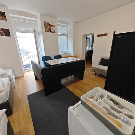 Abai Apartments 1140 Only Www-On-Line-Check-In & Selfservice Wenen Buitenkant foto