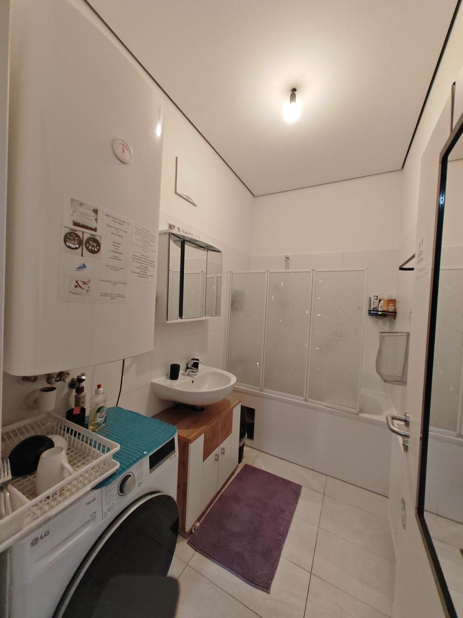 Abai Apartments 1140 Only Www-On-Line-Check-In & Selfservice Wenen Buitenkant foto