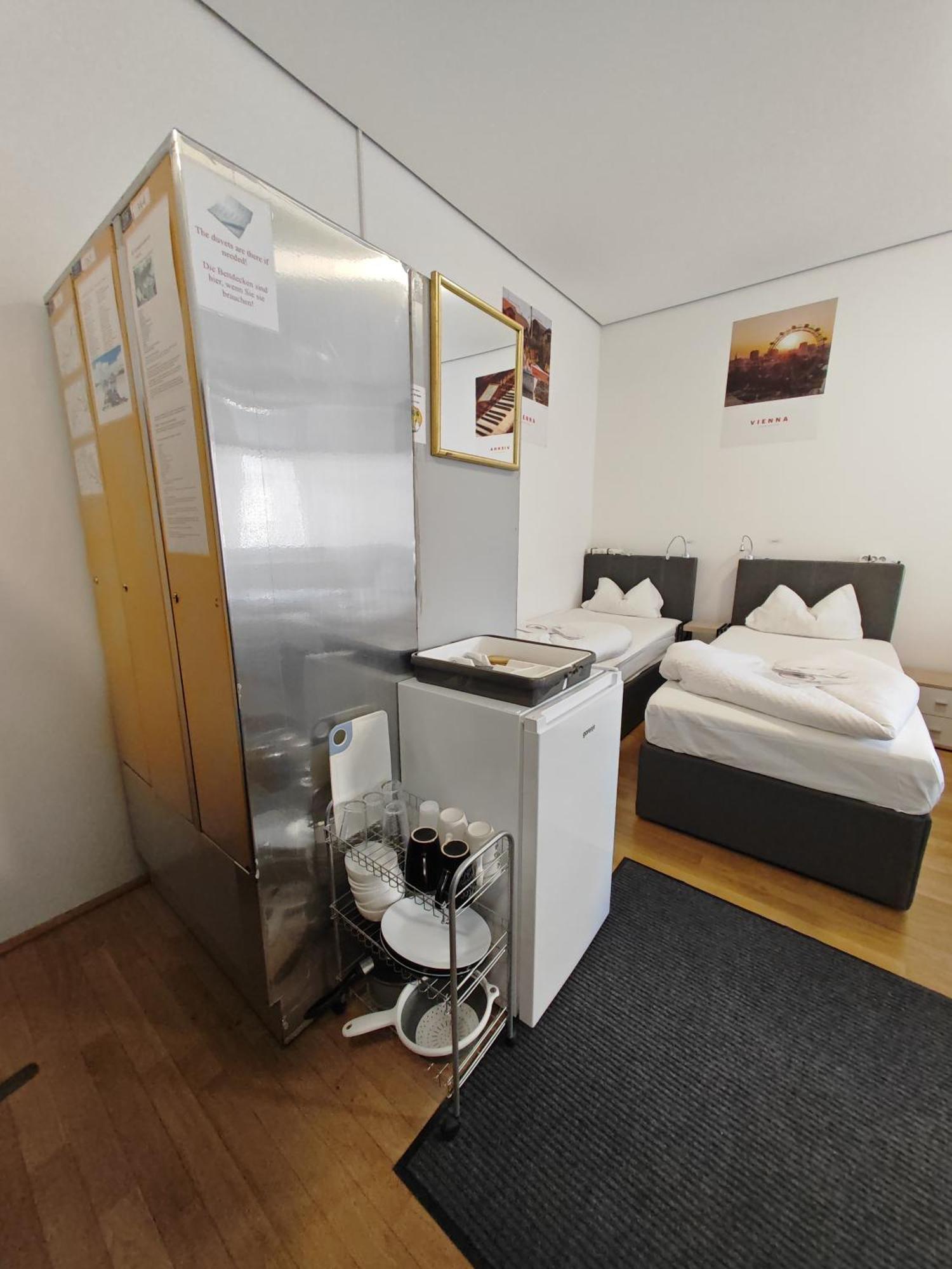 Abai Apartments 1140 Only Www-On-Line-Check-In & Selfservice Wenen Buitenkant foto