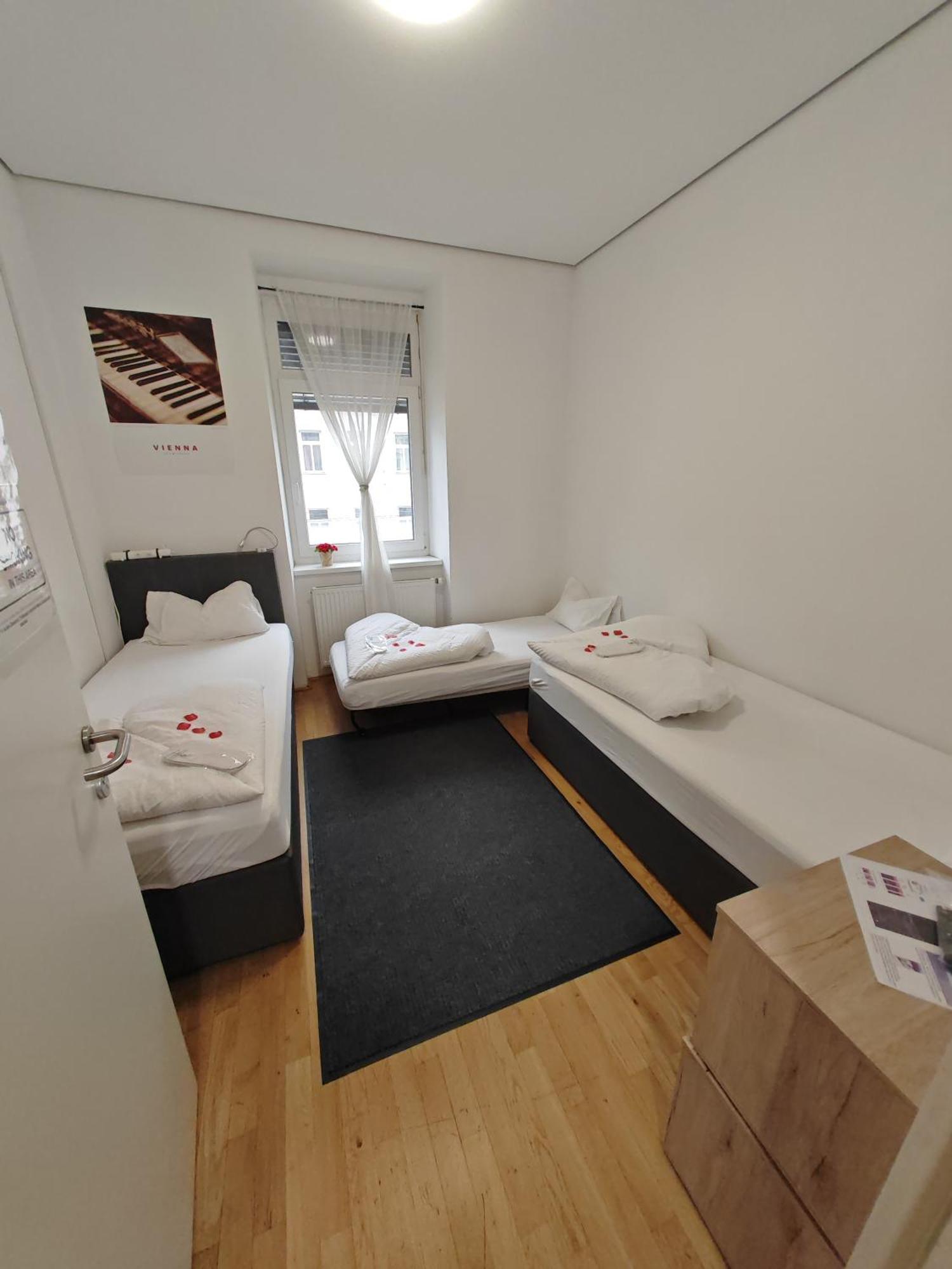 Abai Apartments 1140 Only Www-On-Line-Check-In & Selfservice Wenen Buitenkant foto